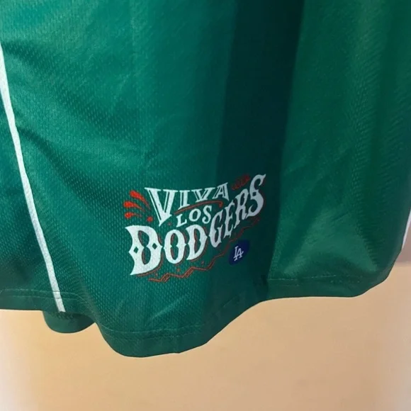 NWOT 🇲🇽Los Angeles Dodgers Viva Los Dodgers Jersey Medium - Picture 4 of 9